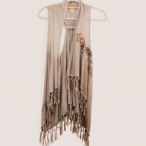 Vintage Boho Fringe Floral Embroidered Vest – Asymmetrical Layering Piece (Sz L)